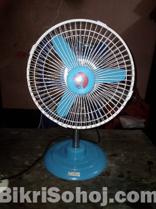 K.T.I power table fan
